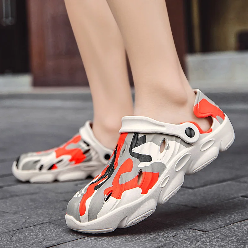 

2022 Beach Sandals EVA Summer Garden Clogs Men fashion Fishing Sandals Men Sandal Outdoor Sports Slippers big size 40-48