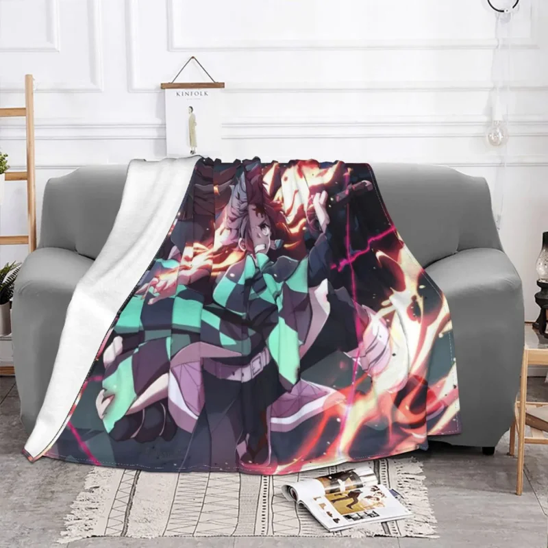 

Одеяло Kimetsu No Yaiba, Фланелевое весенне-осеннее многофункциональное легкое тонкое одеяло с рисунком рассекающего демонов, для дома и путешествий