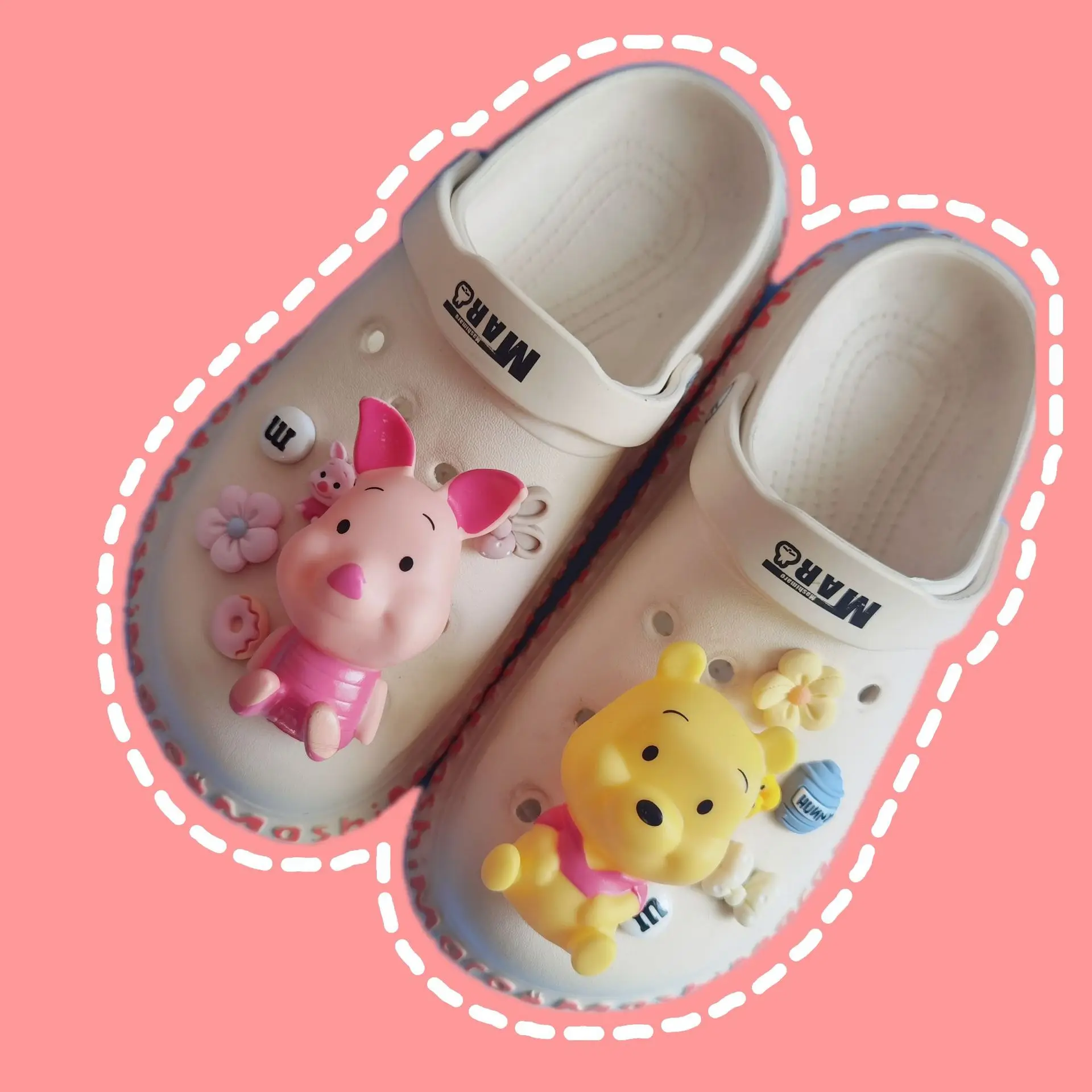 

6pcs/set Winnie Pooh Tigger Piglet Cartoon PVC Shoe Buckle Wholesale Available Novelty Cute Croc Charms Accessories Kids Gifts