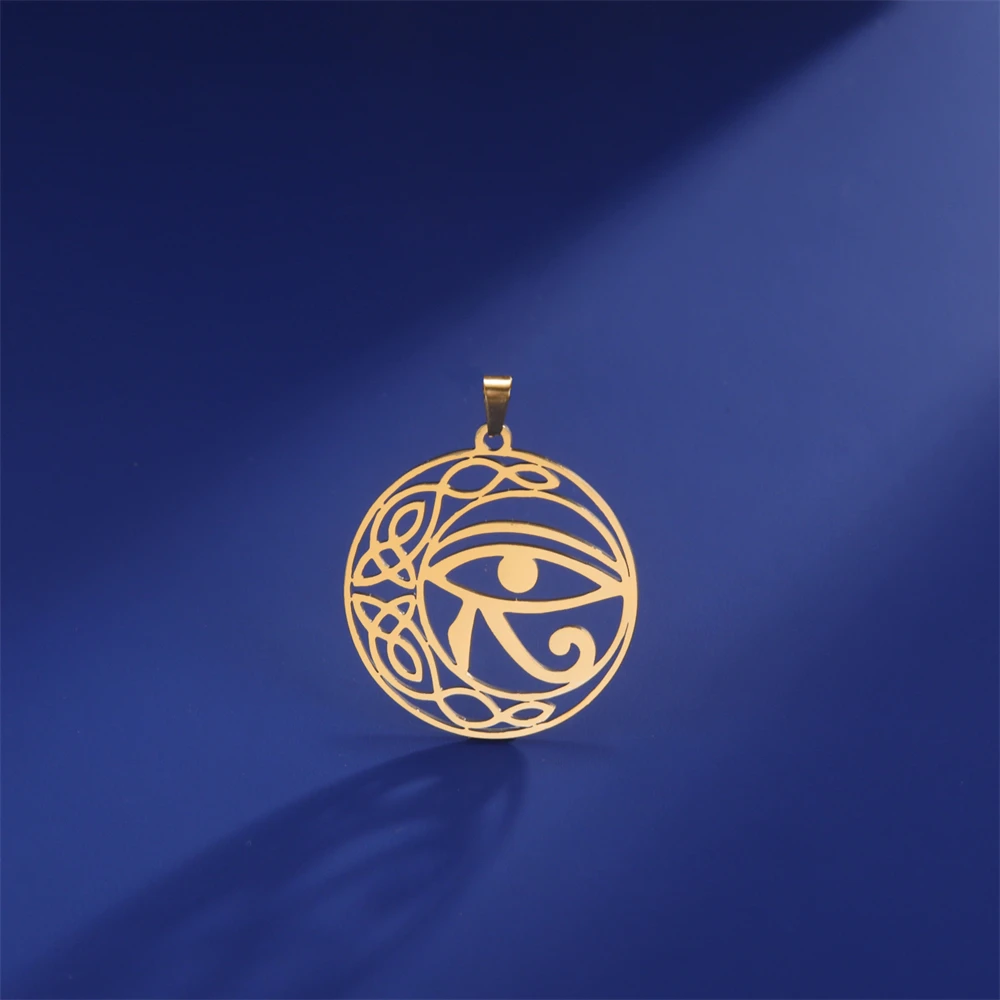 Рисунок 2 - винтажные амулеты из нержавеющей