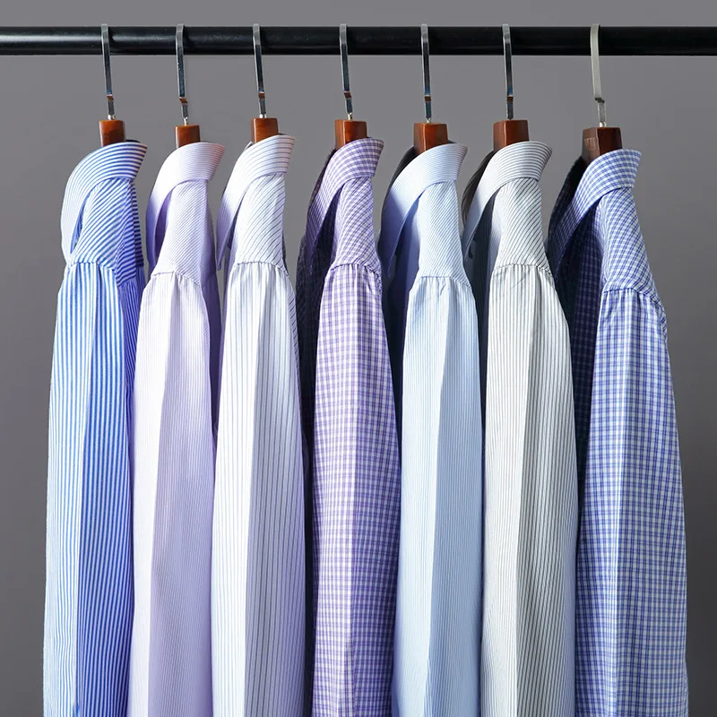 New Four Seasons Men's Business Striped Long Sleeve Shirt Casual Fashion Comfortable Breathable Loose Free Ironing shirt