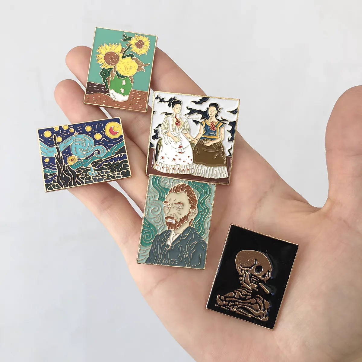 Van Gogh Sunflower Portrait Oil Painting Brooch Tide Retro Personali Creative Metal Badge Pin Decoration