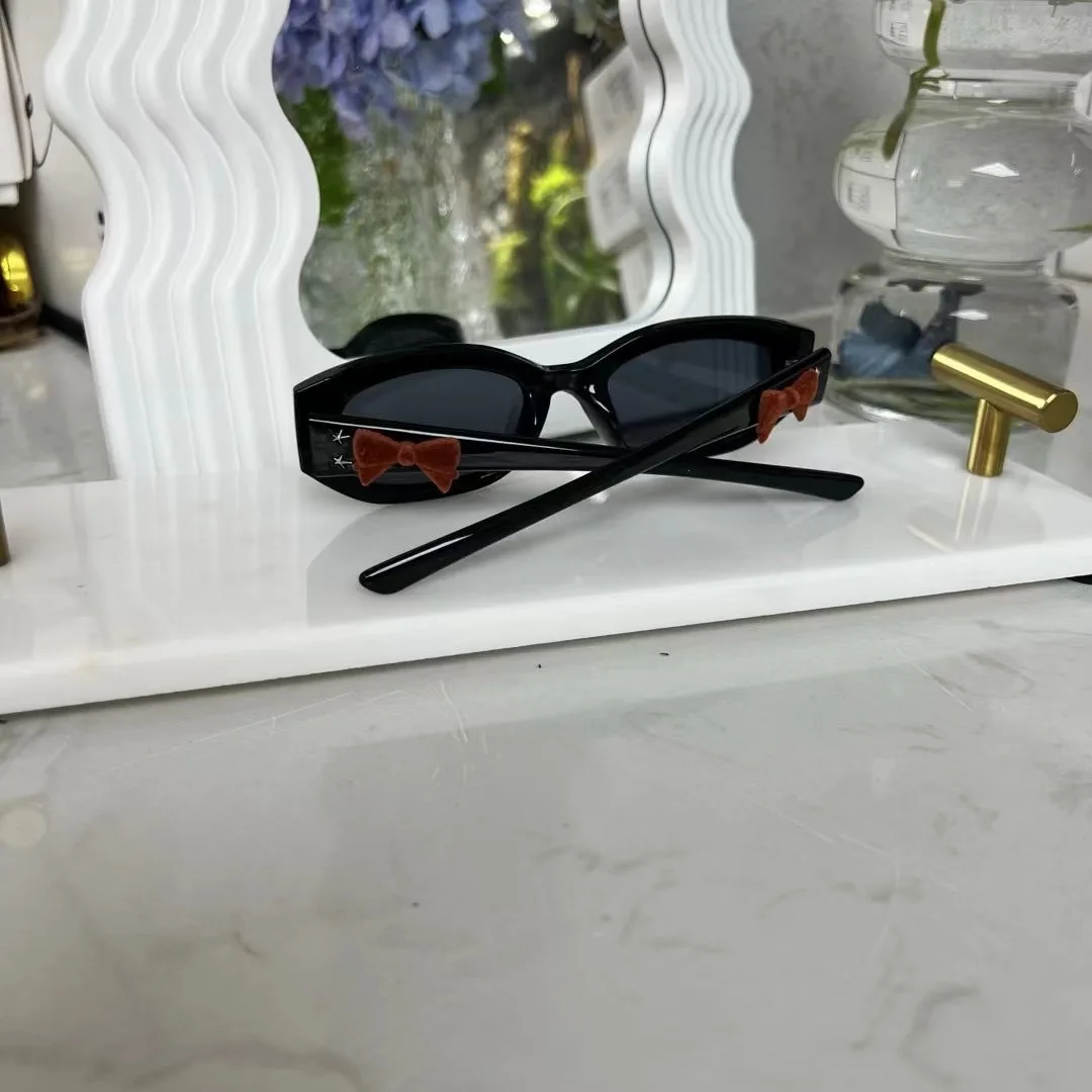 Очки солнцезащитные женские прямоугольные модные солнечные очки конфетных