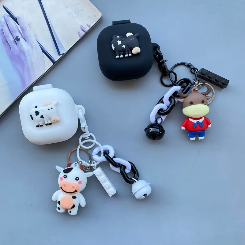 

Cartoon Cow Earphone Case For Samsung Galaxy Buds 2/Live/Pro Silicone Bluetooth Eadbuds Charger Protective Cover With Hook