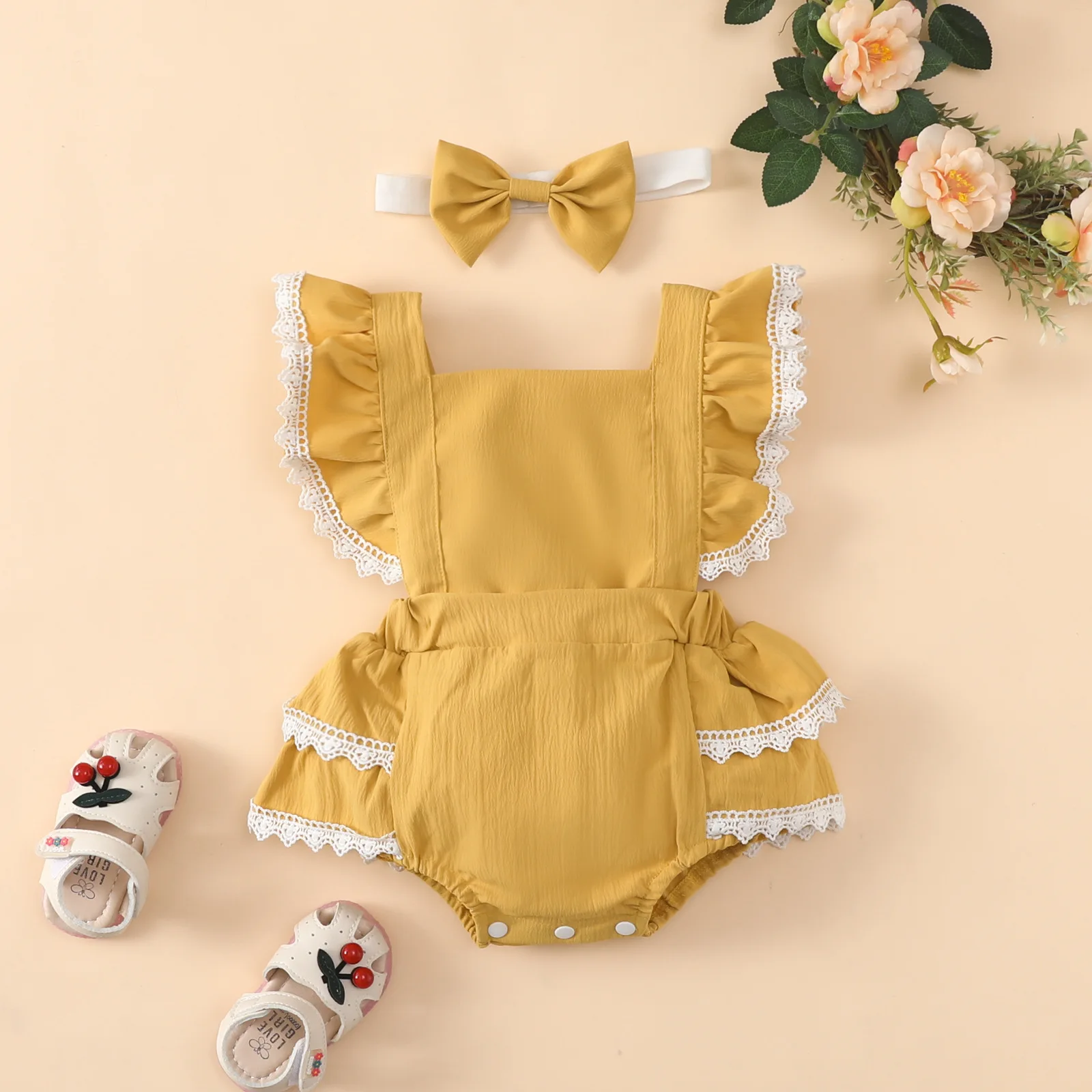 

Baby Leisure Square Collar Girl Clothes Delicate Exquisite Soft Comfortable Feel Summer Fly Sleeve Sunsuit Headwear Set