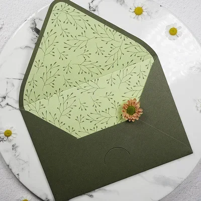 

Бумажные конверты для подарков Avocado Green Series