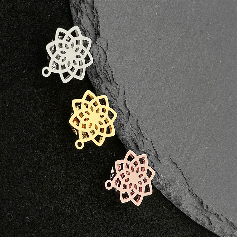 

New Stainless Steel Flower Pendant Brooch Women's Men Butterfly Buckle Silver Broochs Personality Fashion Charm Birthday Present