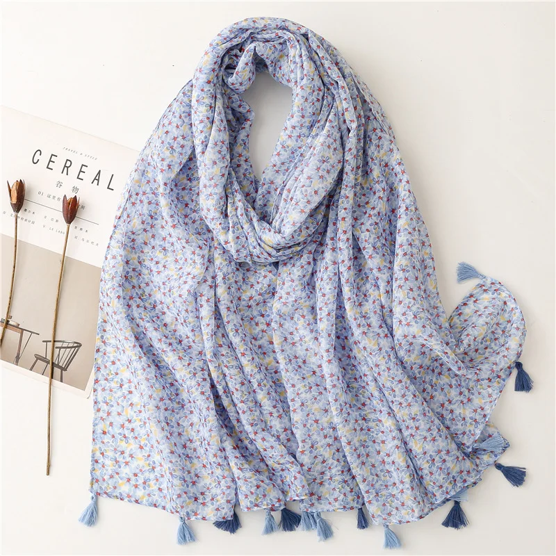 

2022 New Fashion Summer Women Scarf Blue Florals Print Beach Hijab Shawls and Wraps Female Foulard Bandana with Tassel Shawl