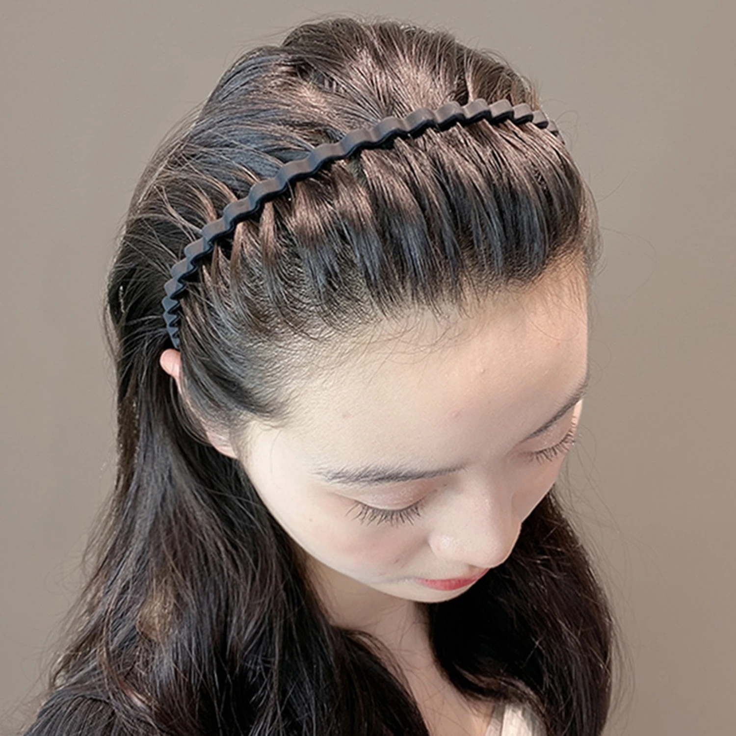 Металлический волнистый ободок для волос