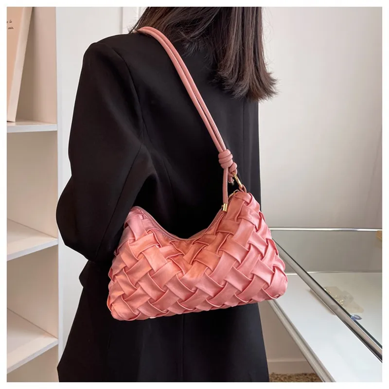 

Fashion Woven Bag Women's Spring And Summer 2022 New Urban Simple One Shoulder Armpit Bag Solid Color Texture Tote Bag