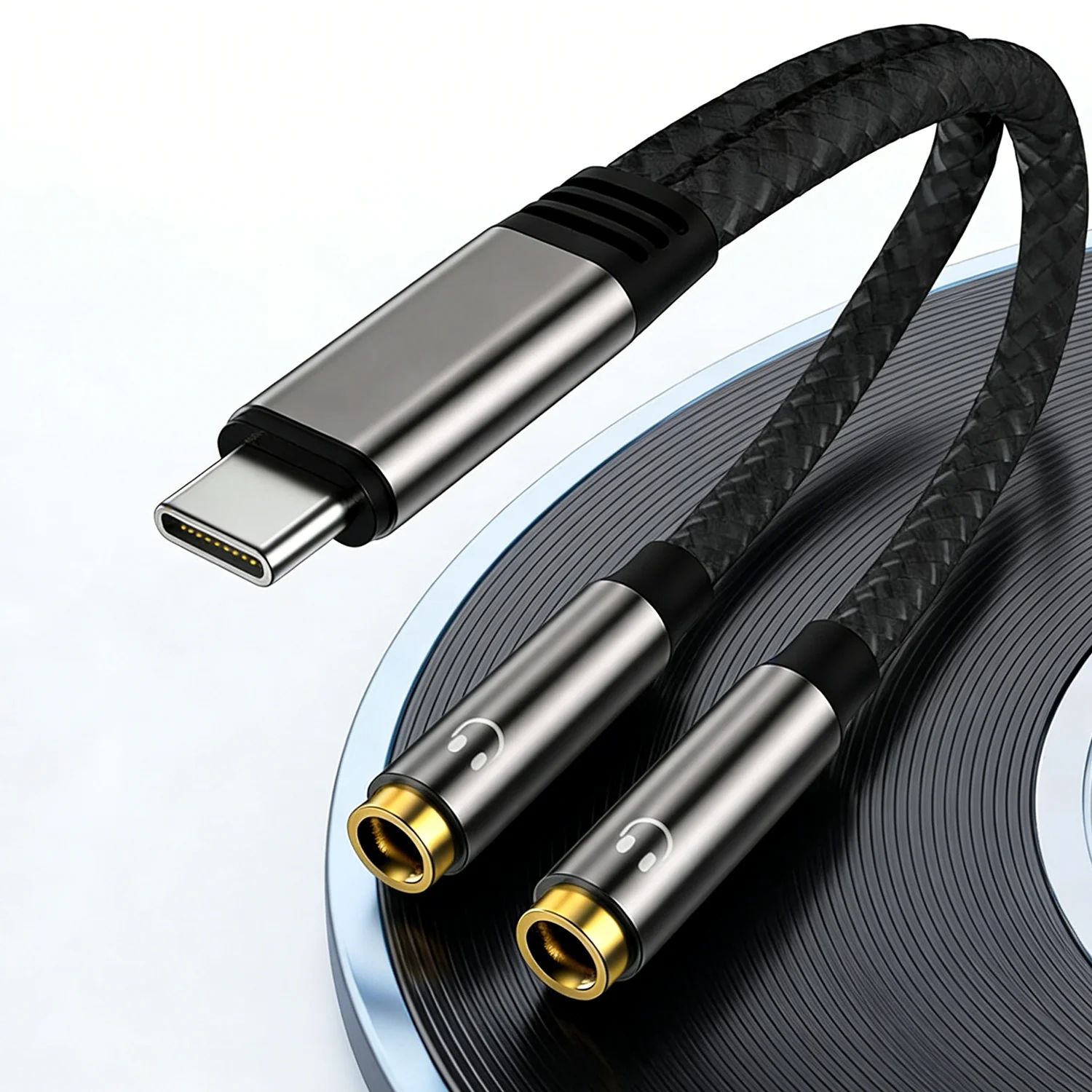 Фото USB-C адаптер-разветвитель для наушников с двумя разъемами 3,5 мм, Type-C на аудиоразъем для iPhone 16/15, iPad, Galaxy S24/23 №1