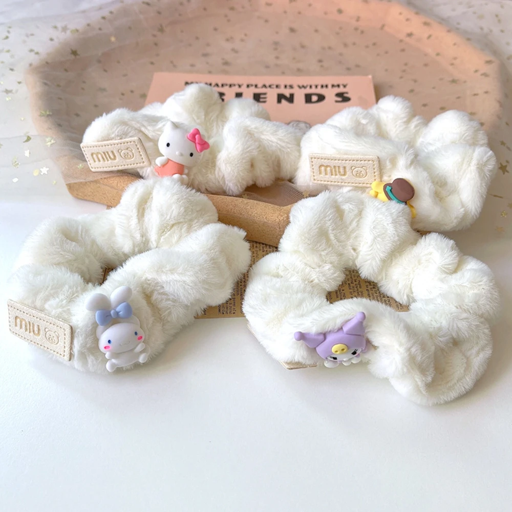 

Милые плюшевые женские резинки для волос Sanrio аниме резинки для волос Мультяшные женские пушистые эластичные резинки для волос корейские ак...