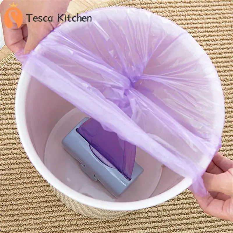 

Wall-mounted Plastic Bag Container Kitchen Garbage Bag Dispenser Organizer Durable Wall Mounted Trash Bags Holder