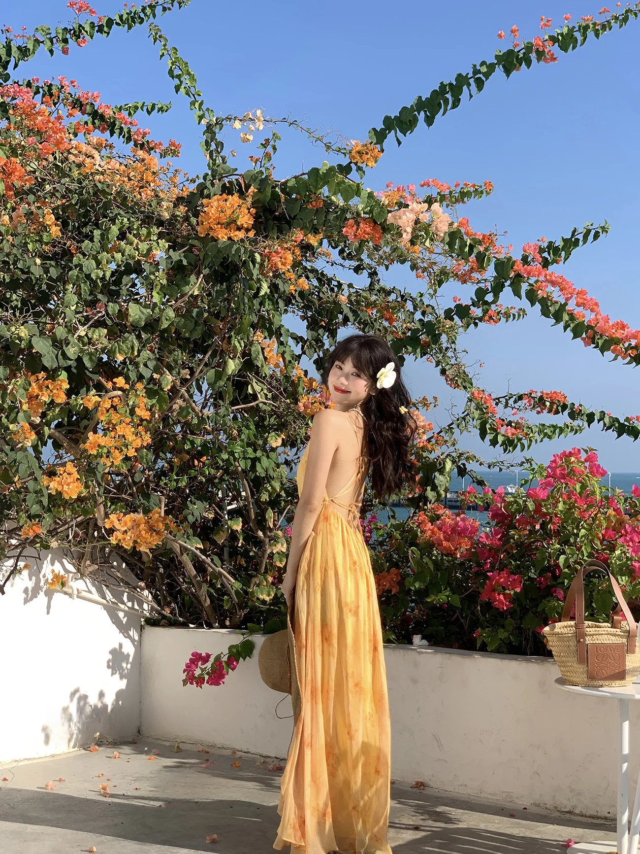 Длинное летнее платье для путешествий и пляжа