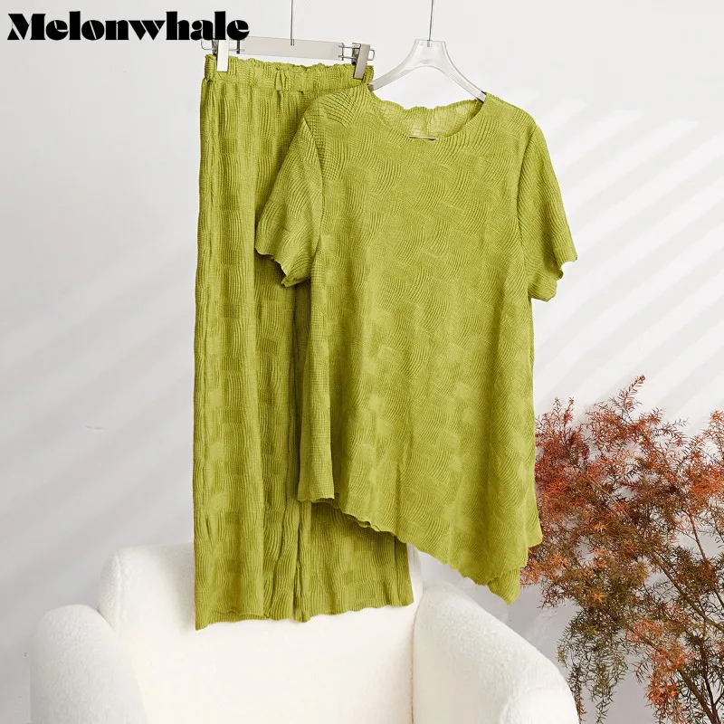 

MelonWhale Irregular Solid Miyake Pleated T-Shirt Pants Suit Set Women 2023 Summer Short Sleeve Temperament Comfortable Joker