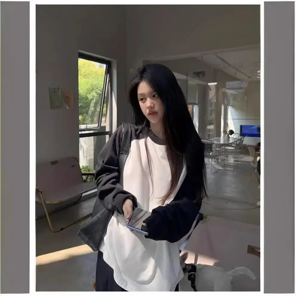 Женская футболка с длинным рукавом круглым вырезом и пэчворком