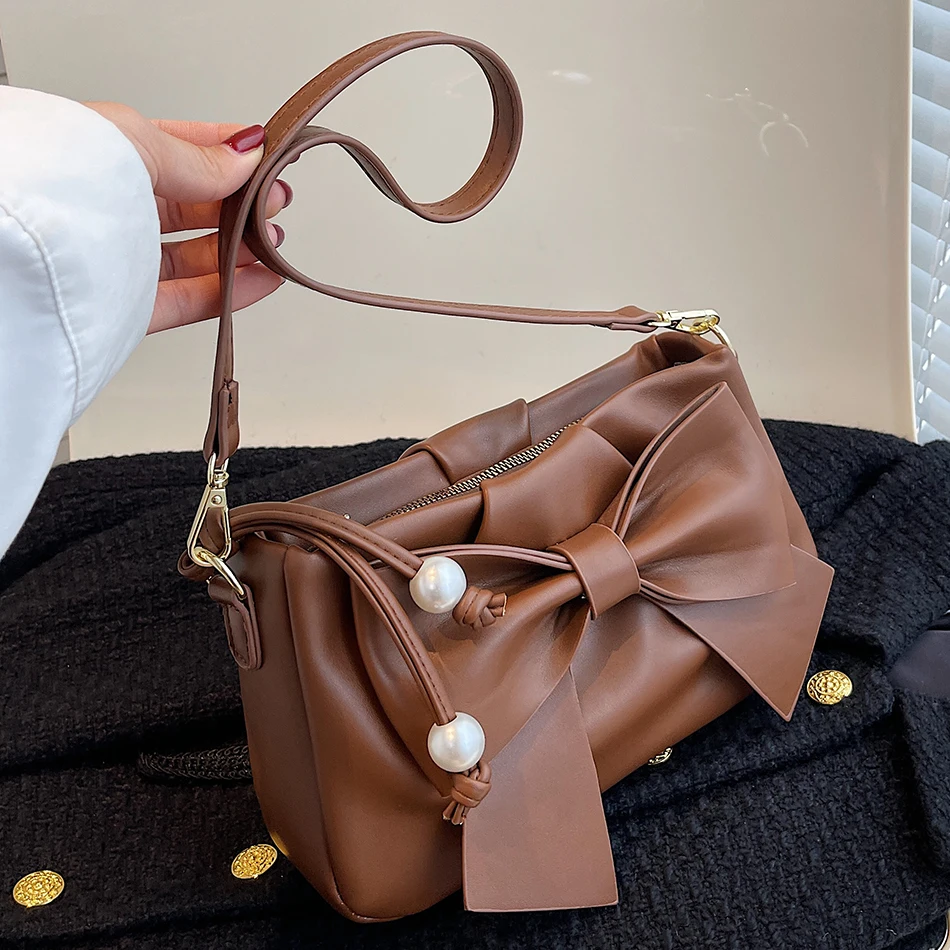 

2022 Elegant Women's Bow Underarm Bag Designer Soft Leather Shoulder Crossbody Bags Fashion Fall Lady Purses and Handbags Luxury