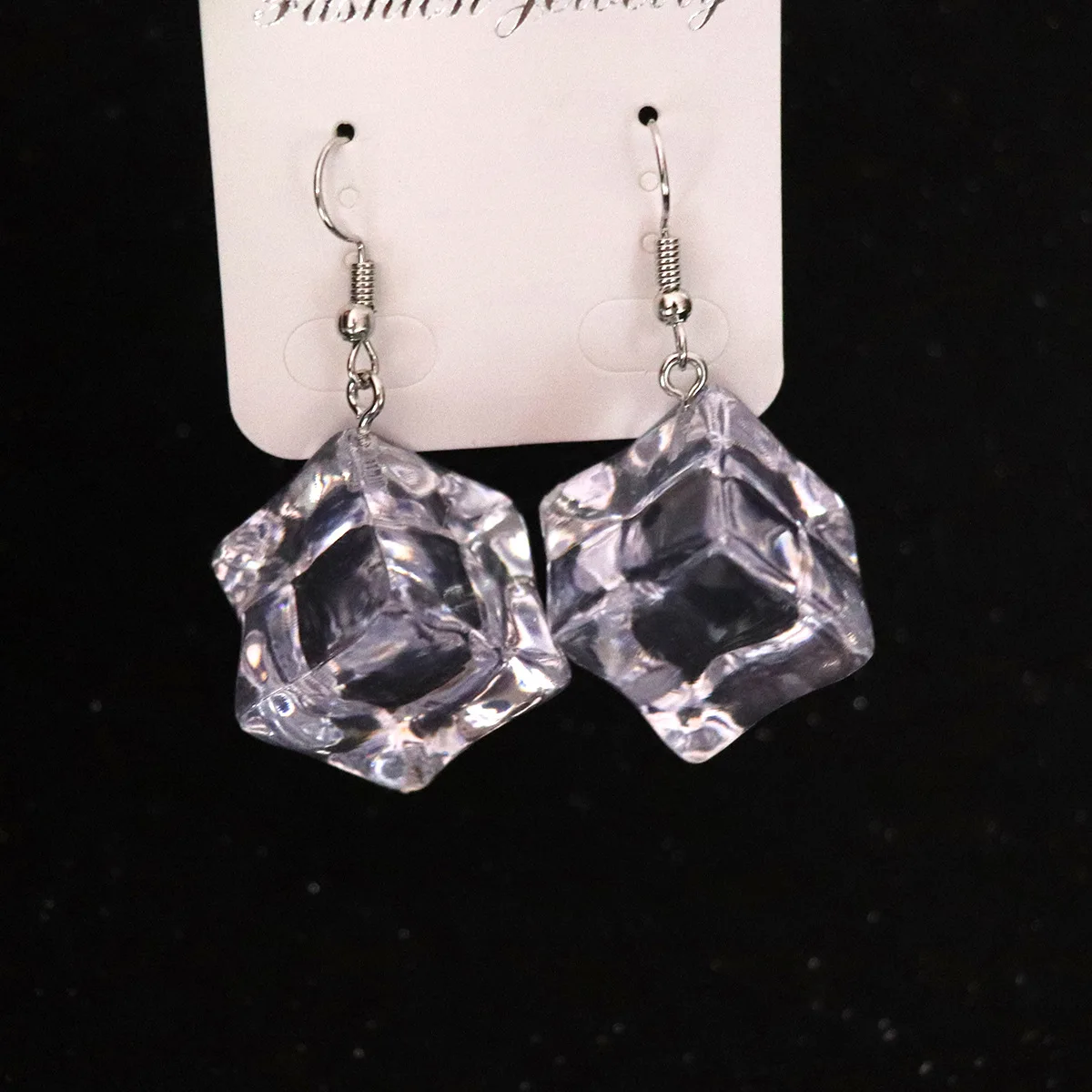 

Summer Irregular Transparent Ice Cube Earrings Acrylic Geometric Block Earrings Girl Women Jewelry Accessories Pendant Gift