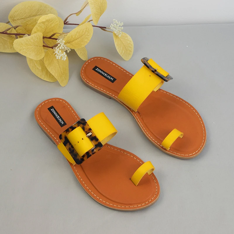 

Women's Slides Summer Fashion Ladies Flat Shoes Casual Outdoor Travel Beach Woman Flip-flops Buckle Design Slippers Big Size