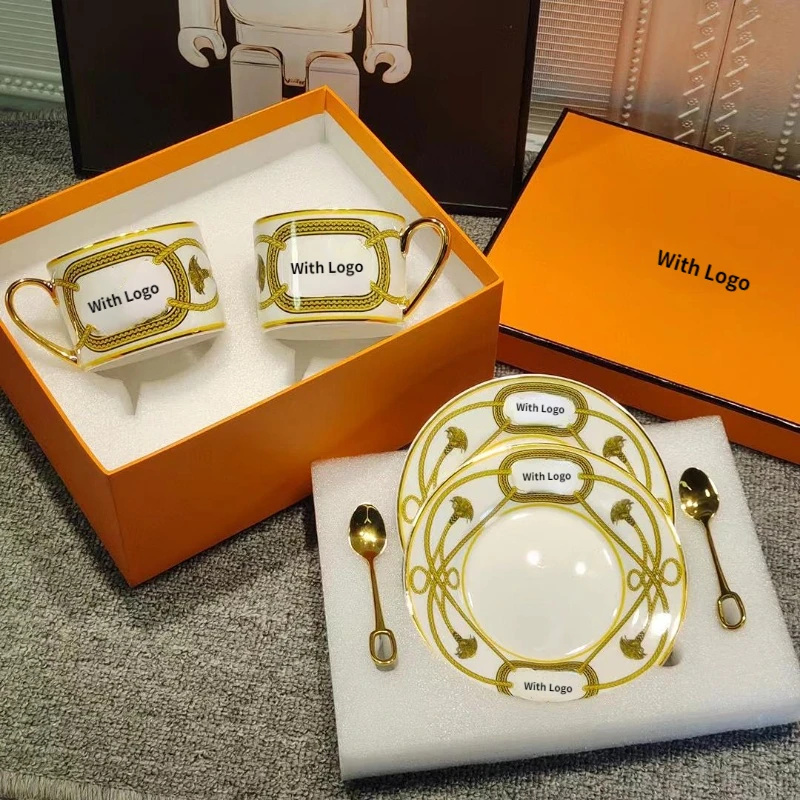 

Кофейная чашка из костяного фарфора, роскошная домашняя Ретро чашка для послеобеденного чая, блюдце, набор чайных чашек, Подарочная коробка...