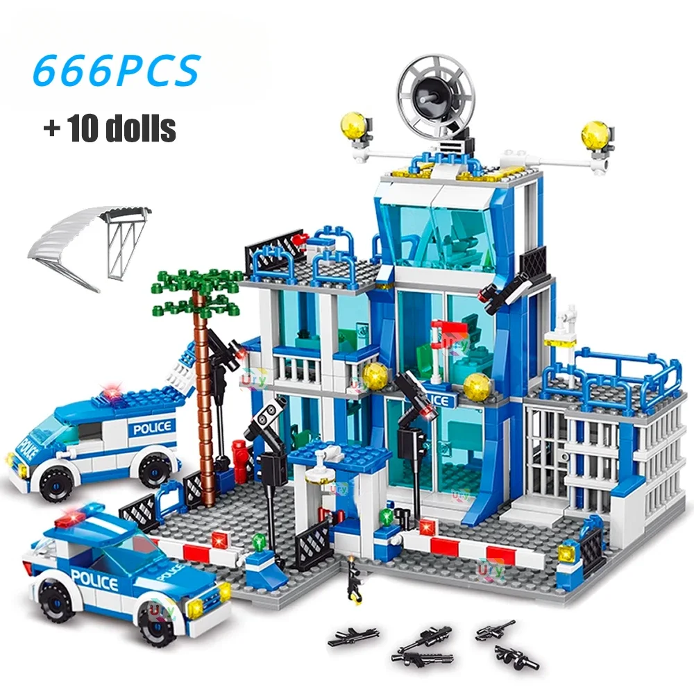 Набор моделей в ассортименте