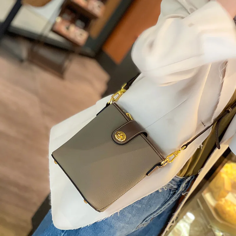 

2022 Designer Women's Bag Leather · Bag Shoulder Bag Underarm Bag Cross-body Bag Handbag High Quality