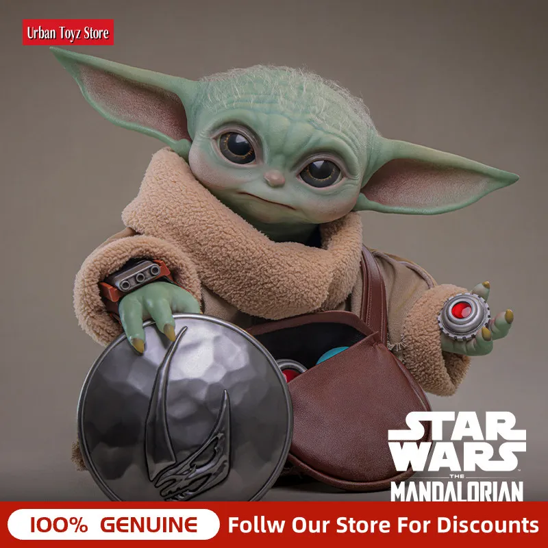 Фото Коллекционная фигурка Hot Toys Grogu в масштабе 1:1, реалистичная, из сериала «Мандалорец», с бешаровым щитом, для коллекционирования и демонстрации, для взрослых коллекционеров. №5