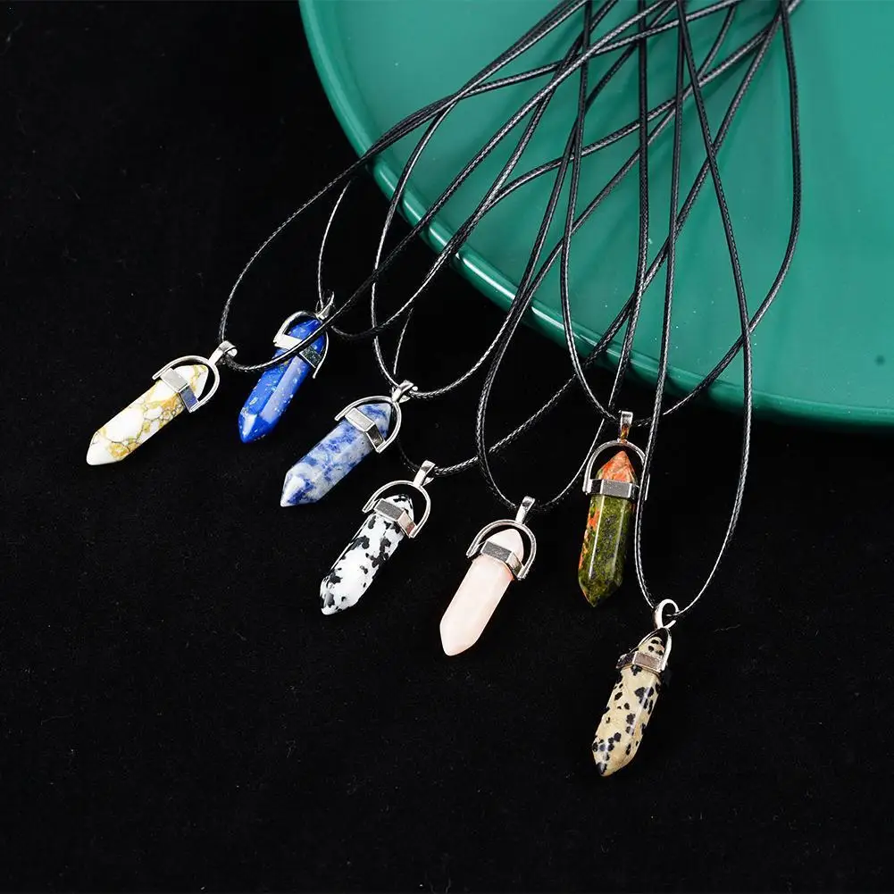 Ожерелье из натурального камня с кулоном в виде гексагональной колонны | Дом и