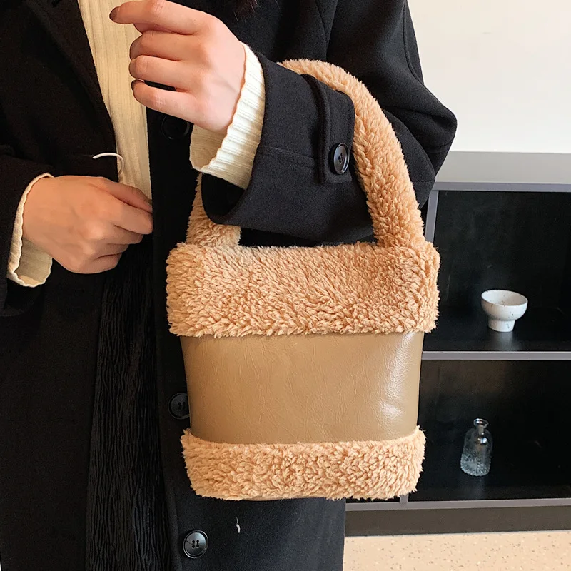 

Простая зимняя модная плюшевая сумка с верхней ручкой для женщин, меховые сумки-тоуты в форме ведра, Женская сумочка, кошелек