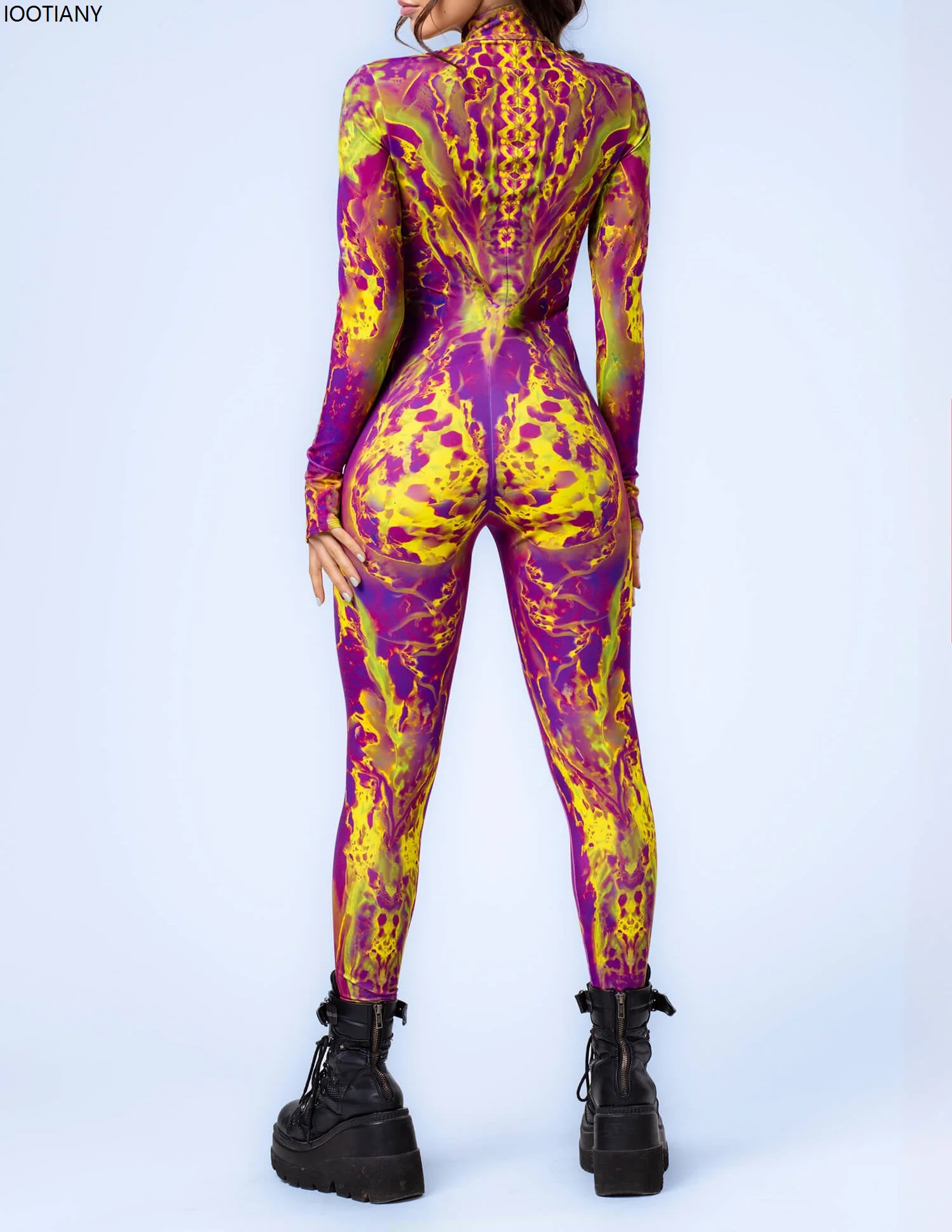 Женский комбинезон с красочным принтом