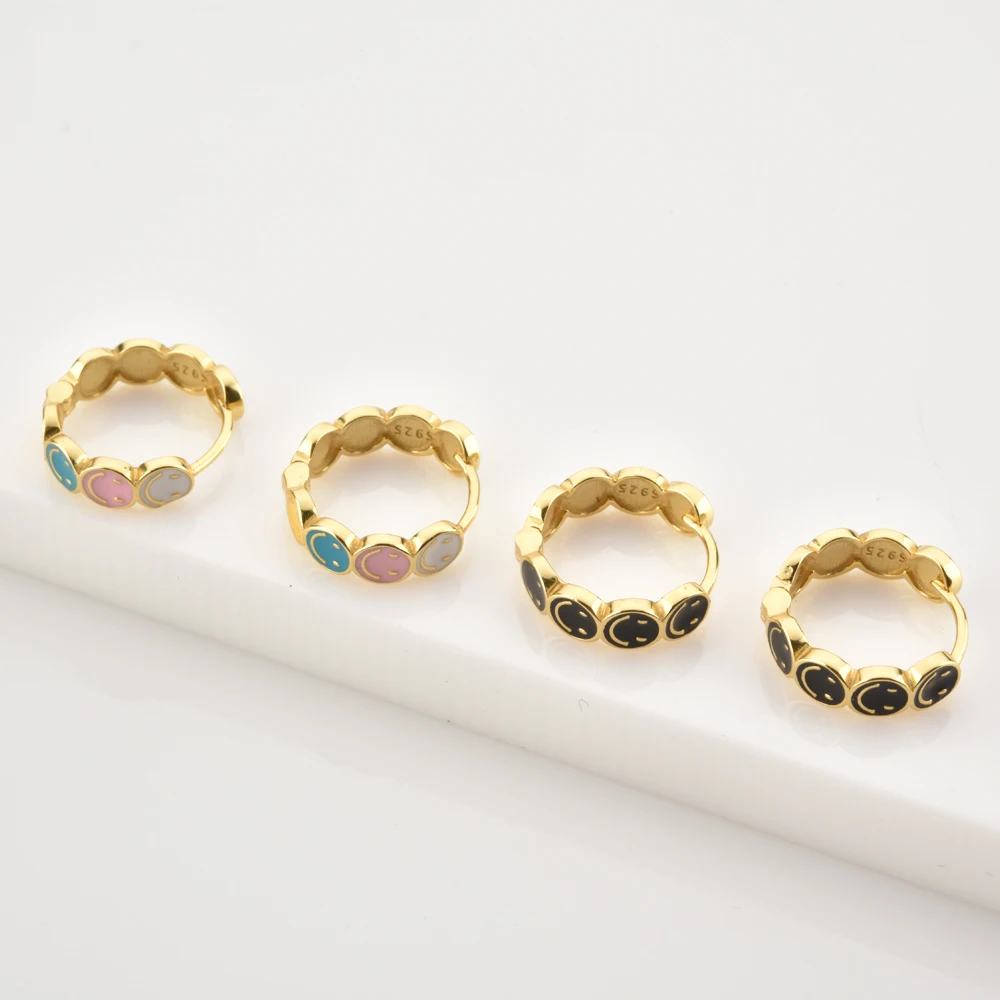 

S925 silver smiley face combination hug hoop earrings simple ladies fashion jewelry trend Ins with the same earring gift