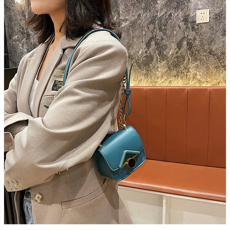 Crossbody Bag for Kids Lady Handbag Leather Mini Shoulder Cute Purse for Women with Small Storage Funny Lipstick Kids Purse