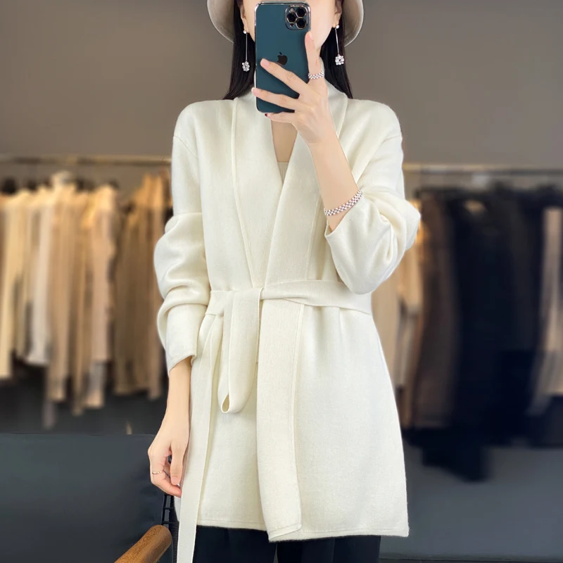 Женская однотонная кардиган с V-образным вырезом на шнуровке