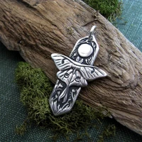 vintage style vine texture moon moth moon pendant necklace trend personality mens womens metal pendant necklace party jewelry