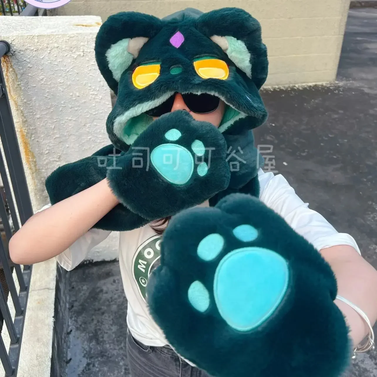 

Игровой шарф enshin Impac Xiao милый Кот Теплый осенне-зимний плюшевый шарф защита для косплея теплые перчатки набор из трех предметов подарок