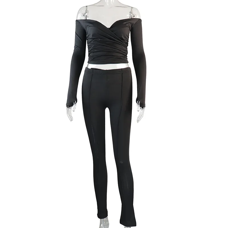 Костюм брючный женский из двух предметов с открытыми плечами и длинным рукавом