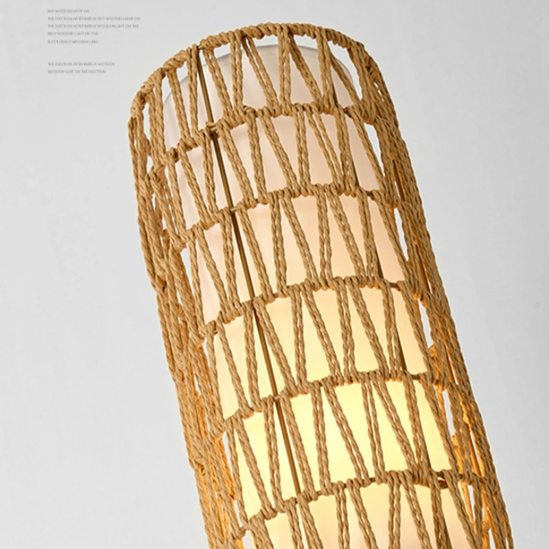 Напольная лампа в стиле ретро