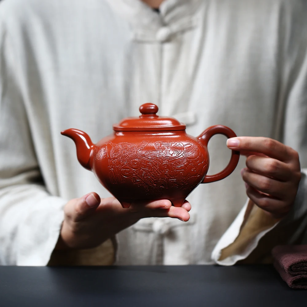 Рисунок 2 - Лимитированная коллекция H pot