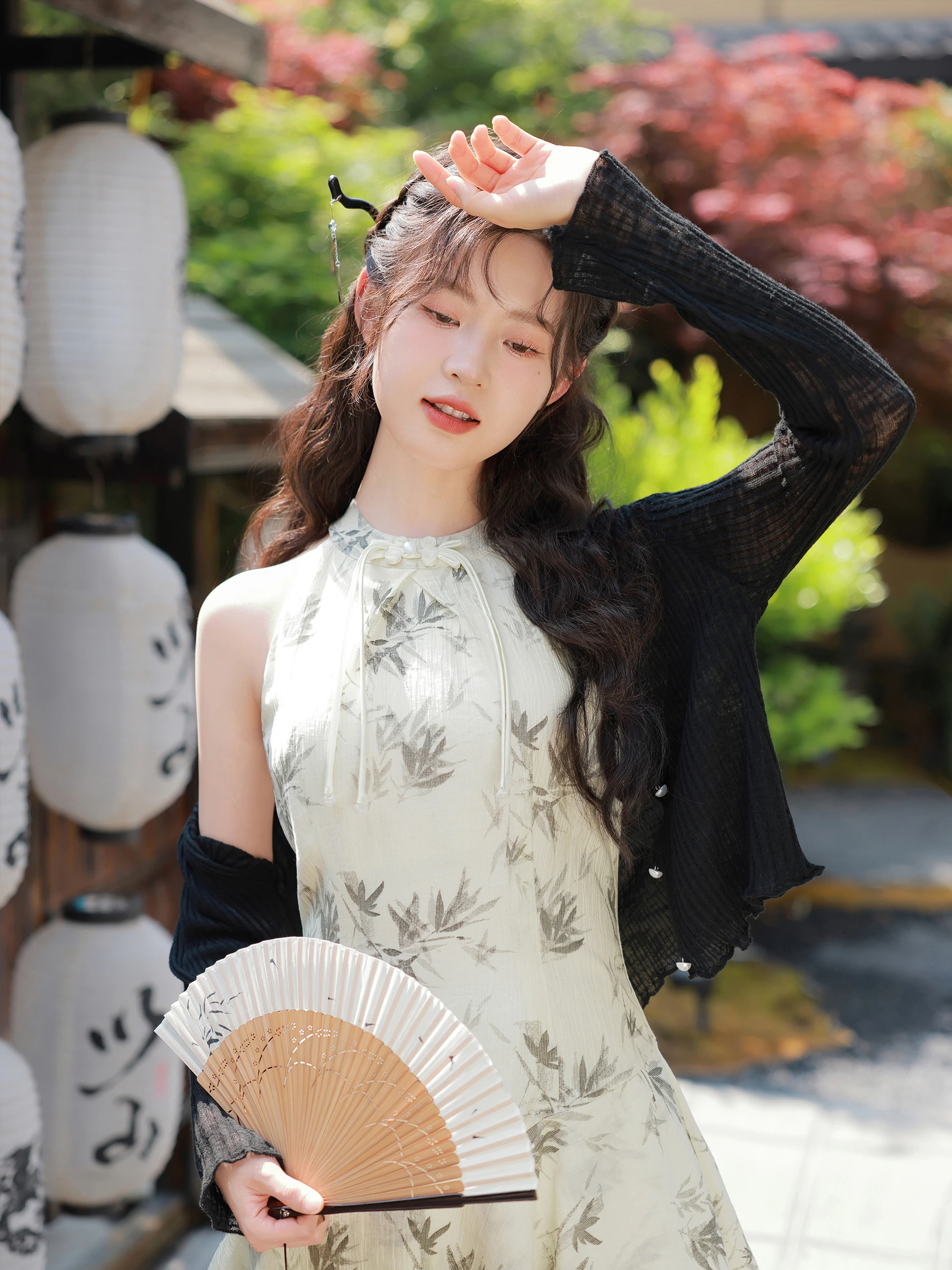 Lingqi 2024 Gentle Retro Thin Pearl Button Cardigan Small V-neck Slim fit Slimming Top Outerwear |