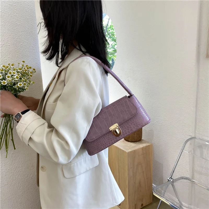 2023 New Shopping Bag Retro Casual Lady Underarm Handbag Stone Pattern Shoulder Bag Female Leather Solid Color Chain Female Bag