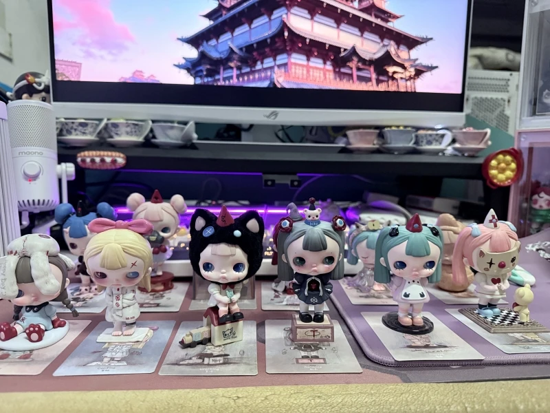 Минисо сюрпризная фигурка