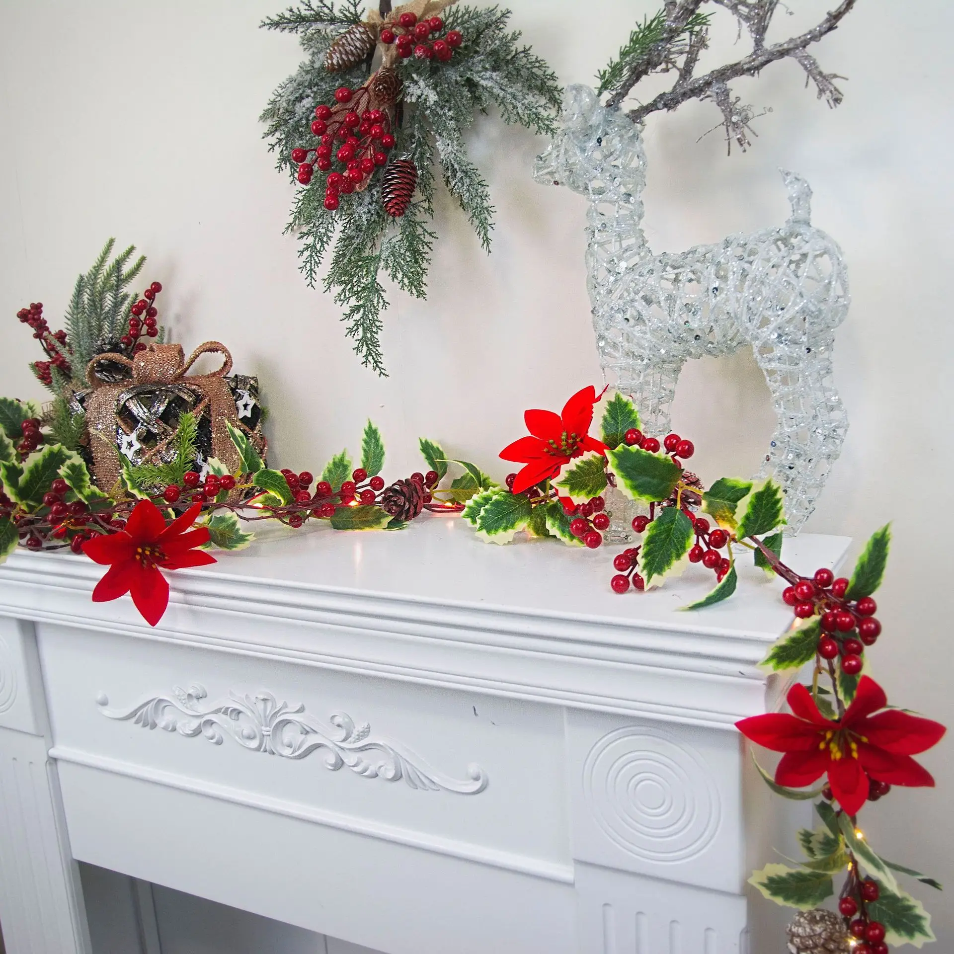 

Christmas Rattan Garland Decorative Christmas Garland Artificial Xmas Tree Rattan Banner Hanging Decoration Party Wreath
