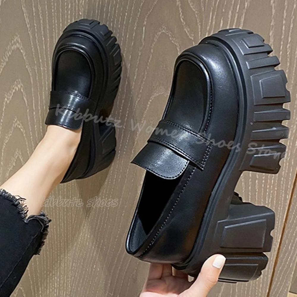 Туфли-лодочки Мэри Джейн на платформе с круглым носком массивном каблуке из