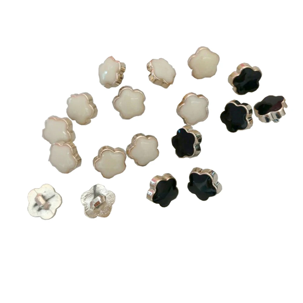 

300 шт./лот 12,5 мм пластиковые пуговицы для шитья золотые с лакированными цветами пуговицы для пальто черные белые Бесплатная доставка