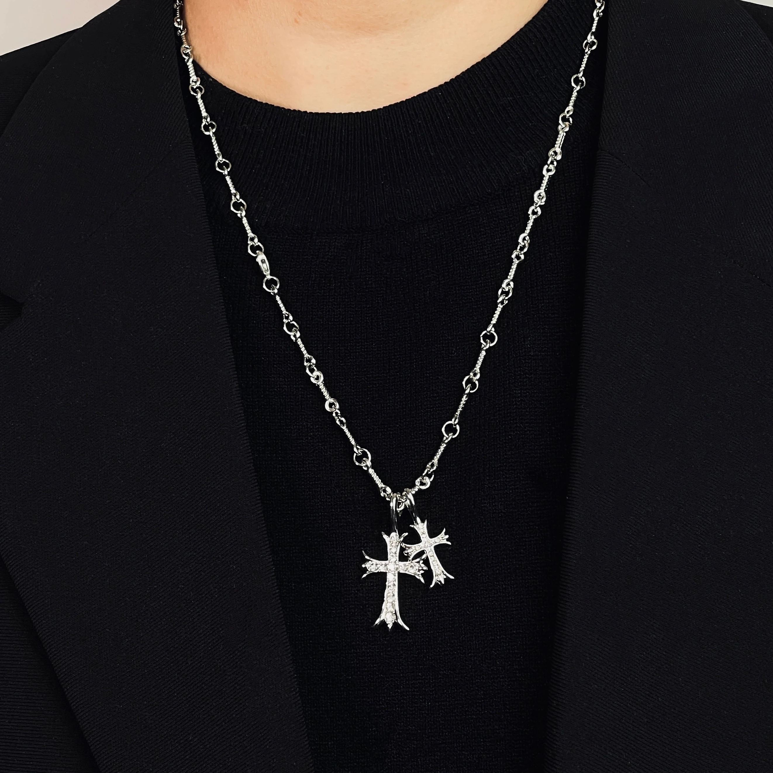 

New Croix heart cross necklace men's luxury diamond niche hip-hop tide brand pendant design high-end female ins