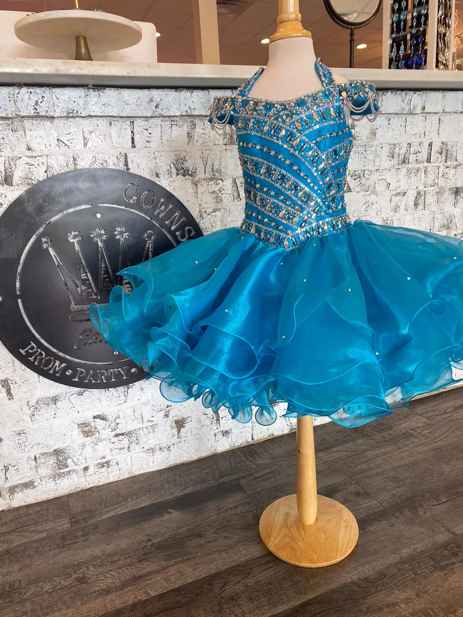 

Kids Pageant Dress for Toddler Infant Baby Girl Little Miss 2022 Cupcake Glitz Crystals Birthday Wedding Guest Party Gown Halter