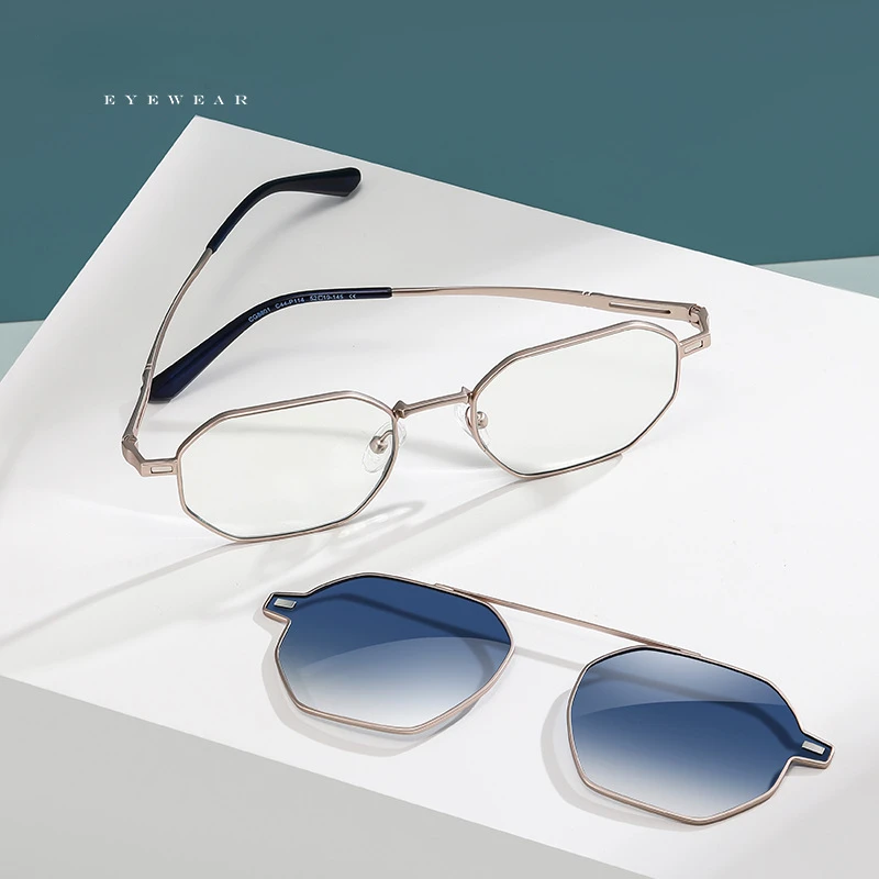 

Luxury Metal Glasses Polarized Sunglasses Men Women Fashion Magnetic Sun Glasses Steampunk Eyewear Anti-blue Light Eyeglasses
