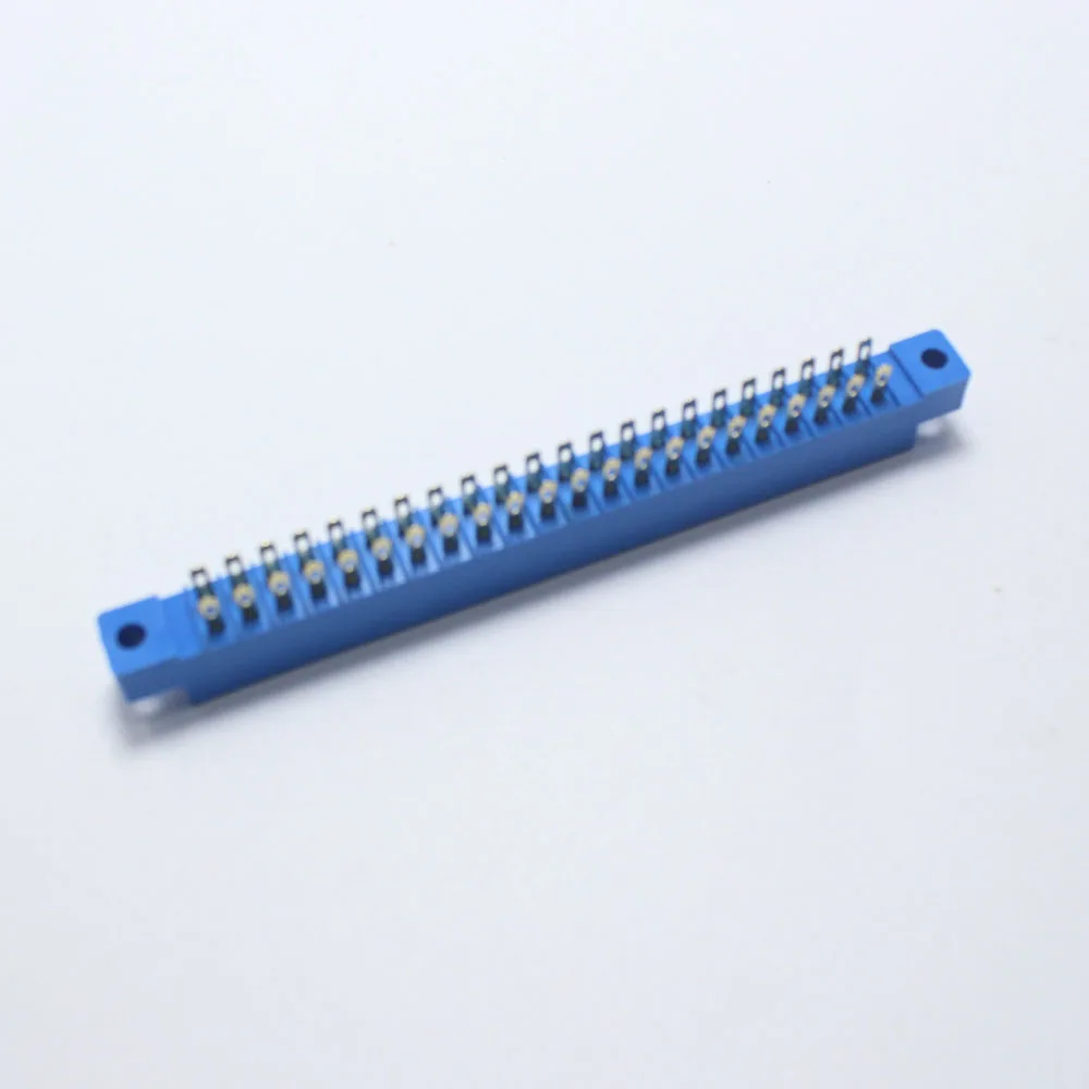 

Разъемы NinthQua 805 серии для игровых карт