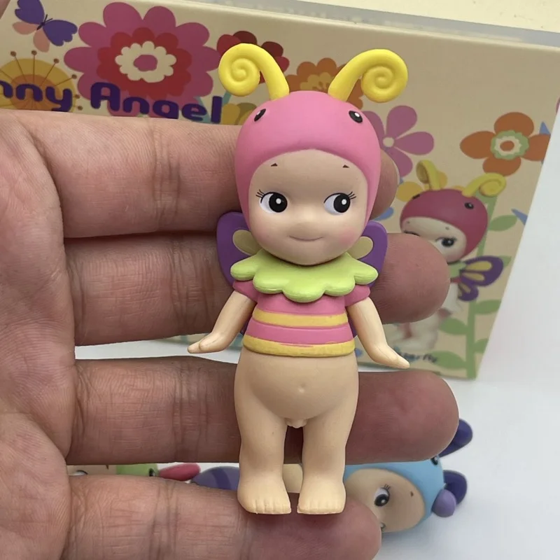 Фото Мини-фигурка Sonny Angel, серия Bug'S World, слепая коробка, маленькая игрушка-пчелка, коллекция ангелов, украшение для куклы, подарок на день рождения, игрушки №4
