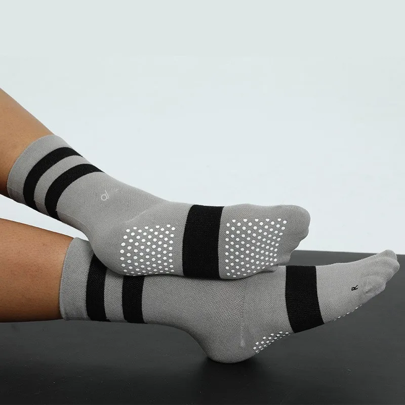 Brand New NWT Al Yoga Socks With Logo Silicone Non-Slip Wear-Resistant Comfortable Sports Fitness Socks Cycling Football Socks